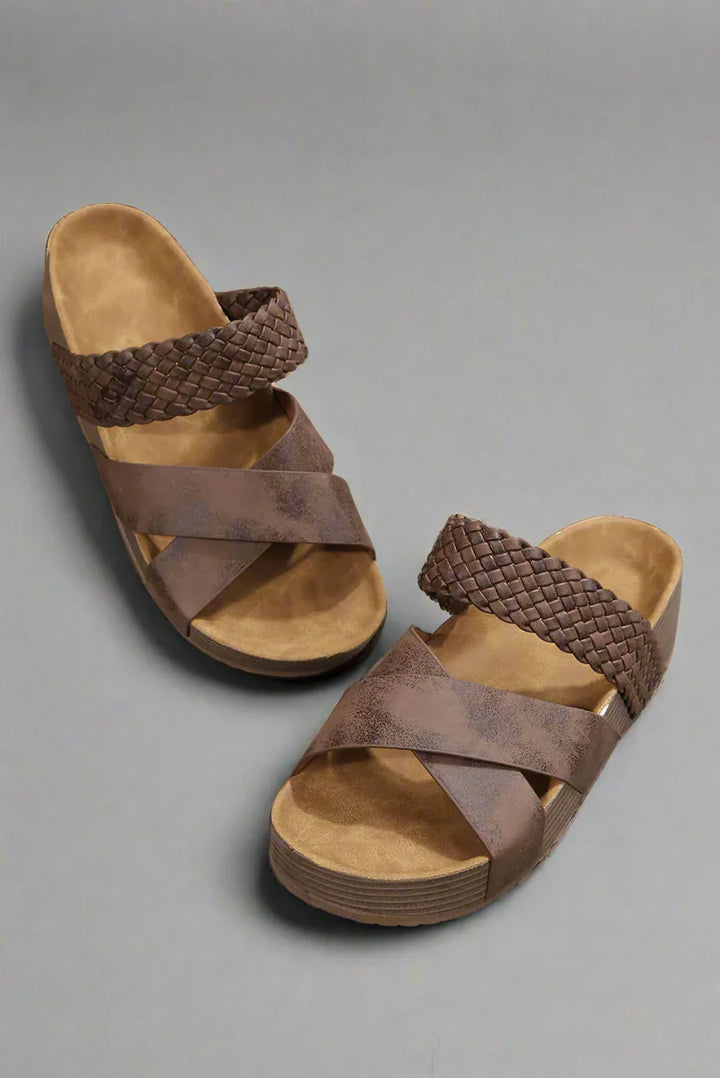 Isla | Damen Geflochtene Kreuzriemen Keilabsatz Sandalen