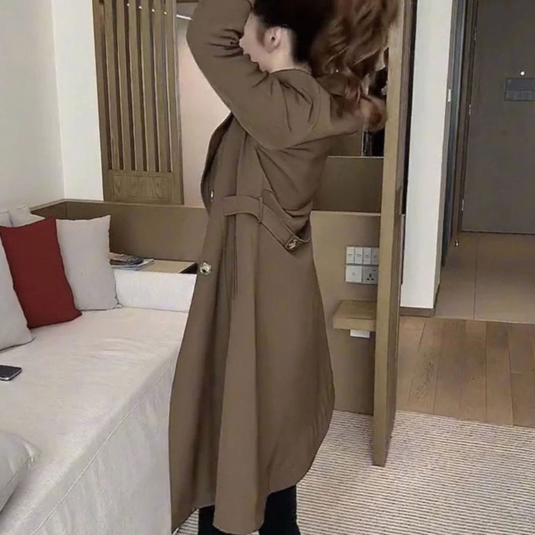 Lange trenchcoat dames getailleerd dubbele knopenrij reverskraag